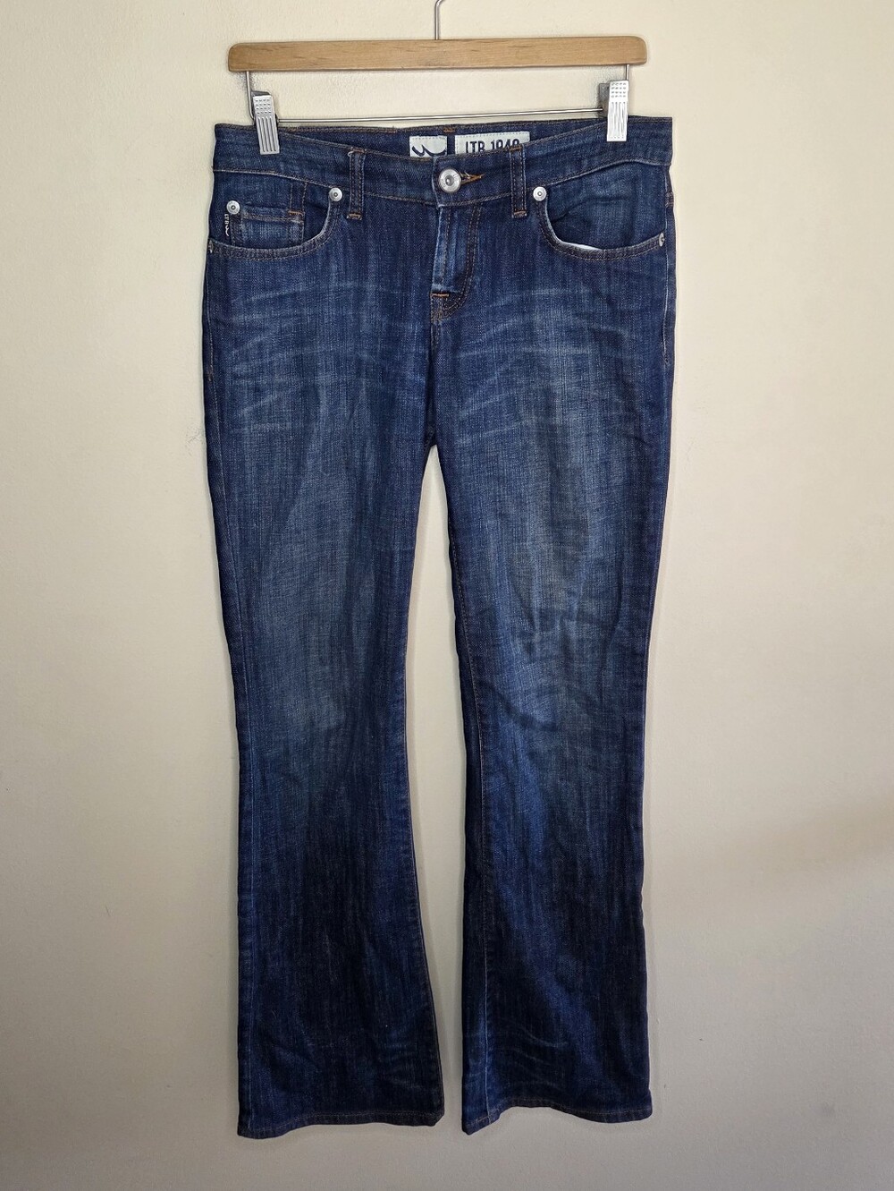 LTB Little Too Big 1948 Flare Leg Low Rise Longer Length Jeans Size 28